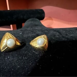 Elegant Gold Triangle Earrings with Pearl